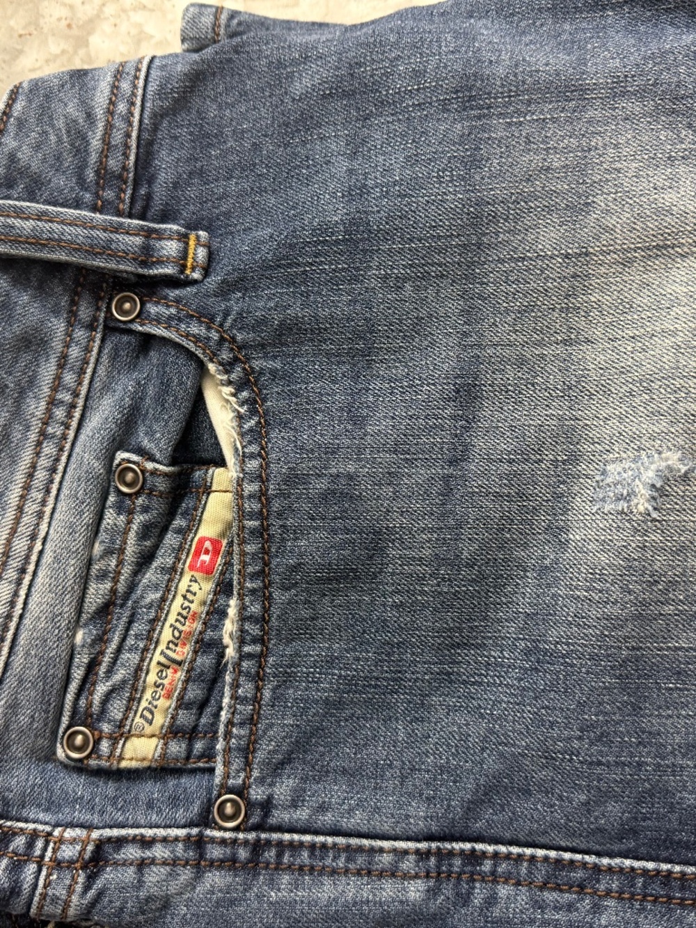 Diesel Jeans Viker Regular Straight